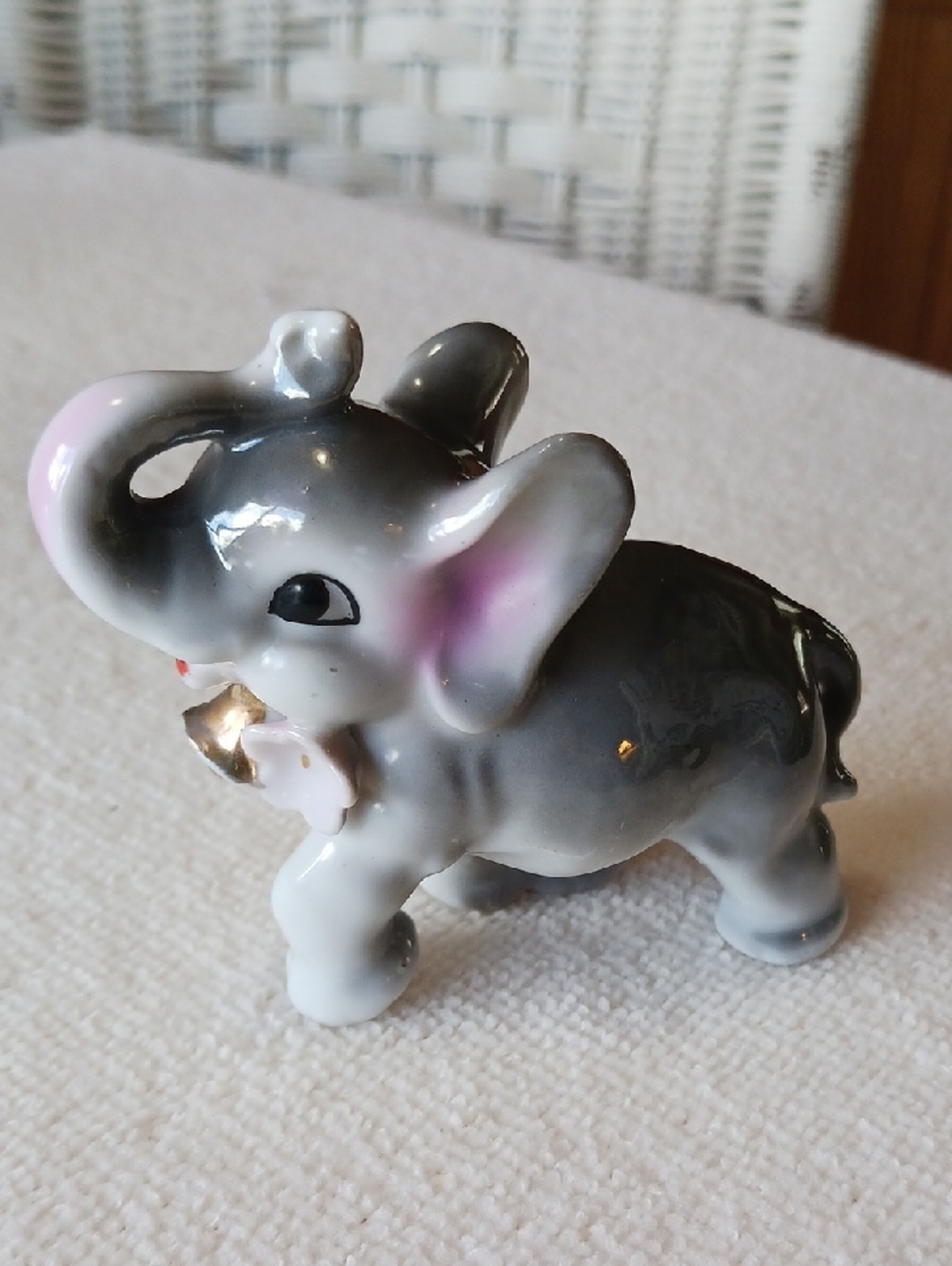 Vintage~ Ceramic Elephant Figurines- adorable lot of 7 - Picture 7 of 16